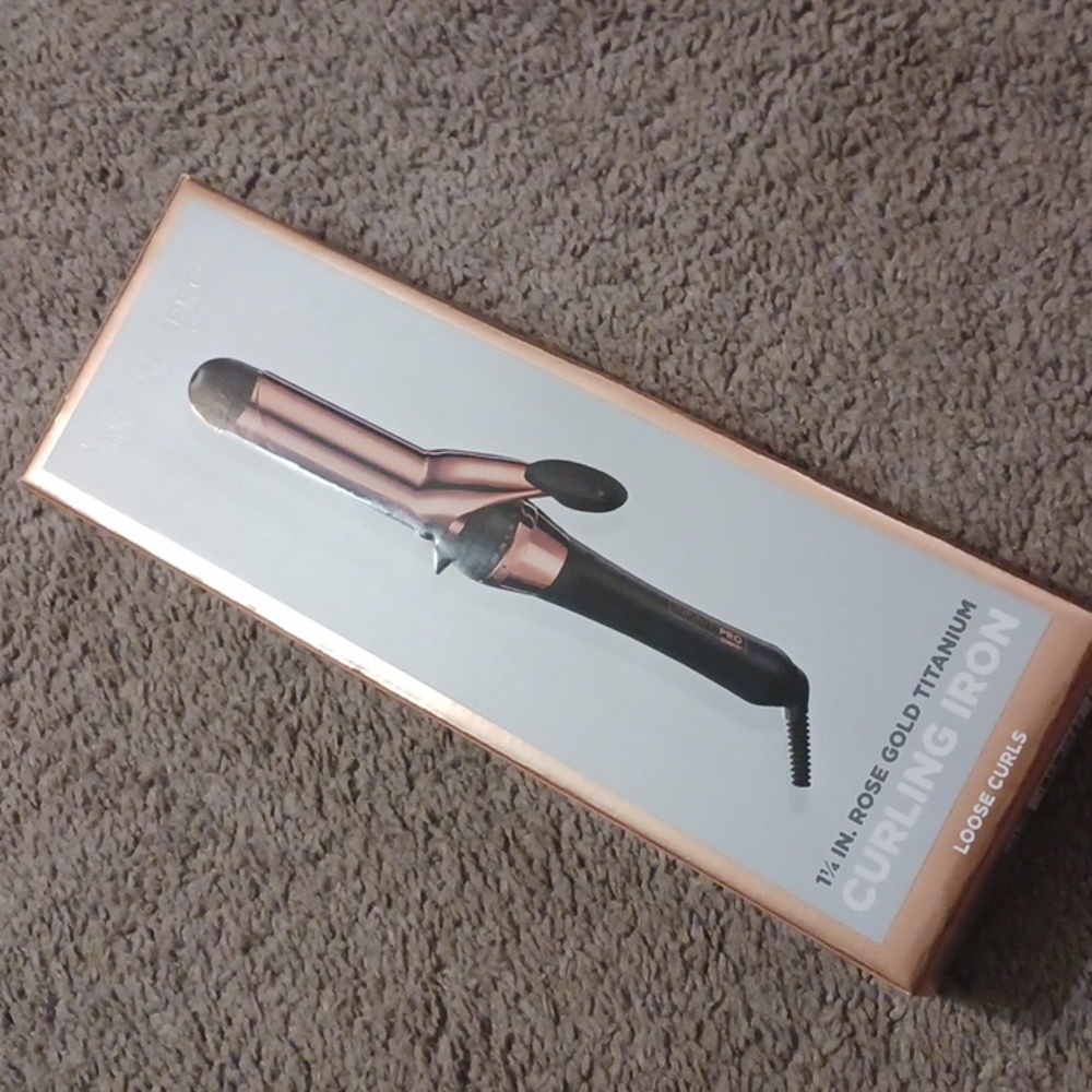 Infiniti Pro curling iron